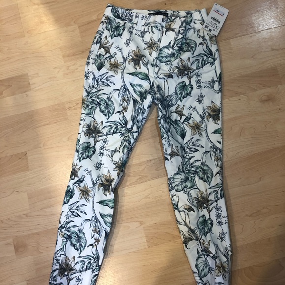 patterned chino pants